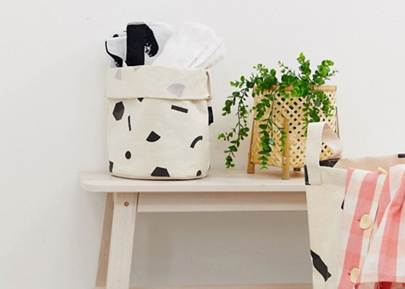 MOXON Shapes Canvas Bin with plant inside